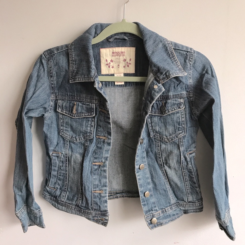 Cropped denim jean jacket size medium/small